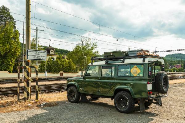 KARLSTEJN TRAIN STATION