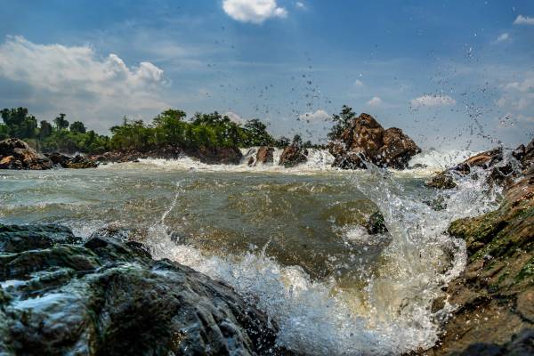 KHONEPHAPHENG WATERFALL