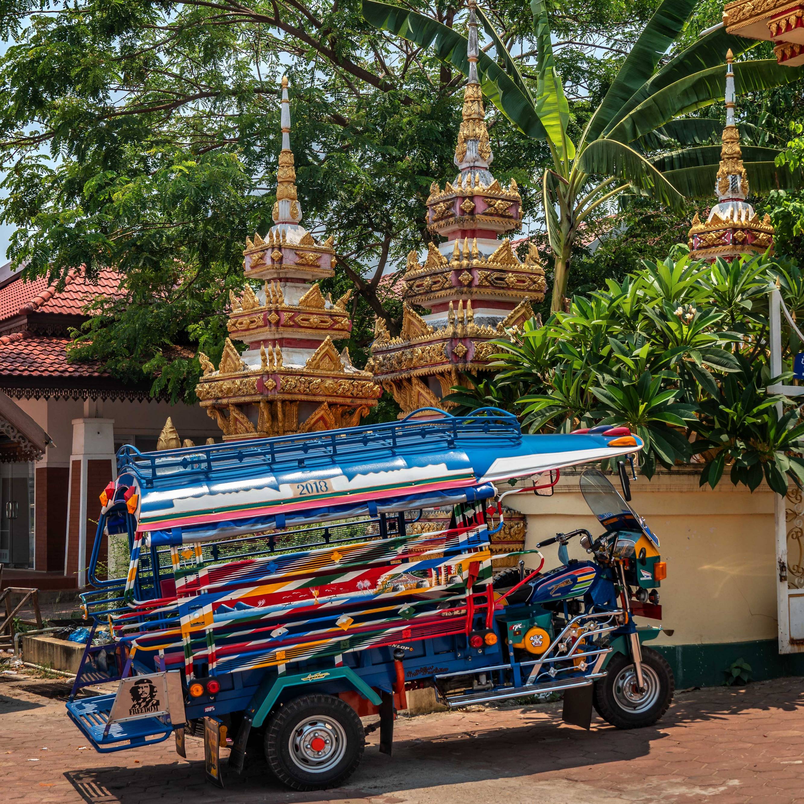 PHA THAT LUANG TEMPLE IN VIENTIANE