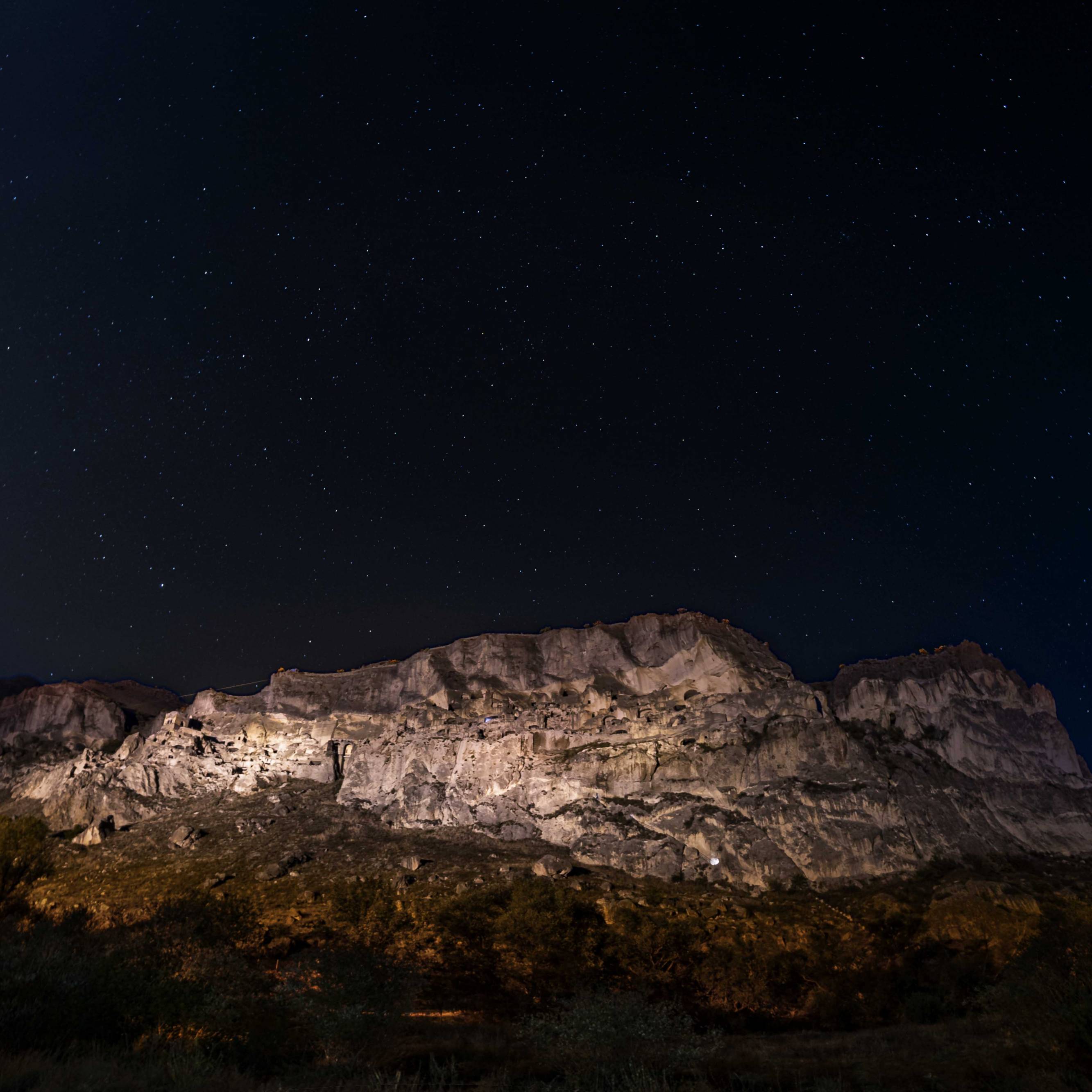 Vardzia at night